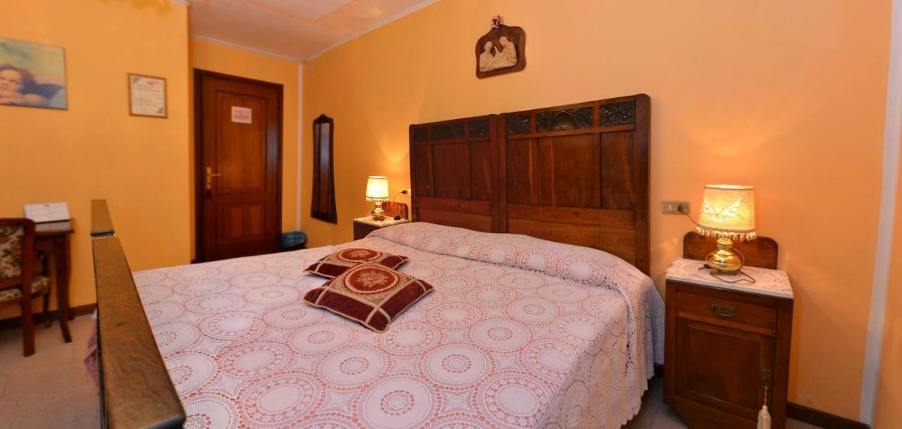 B&B Il Pavone Буссето Экстерьер фото