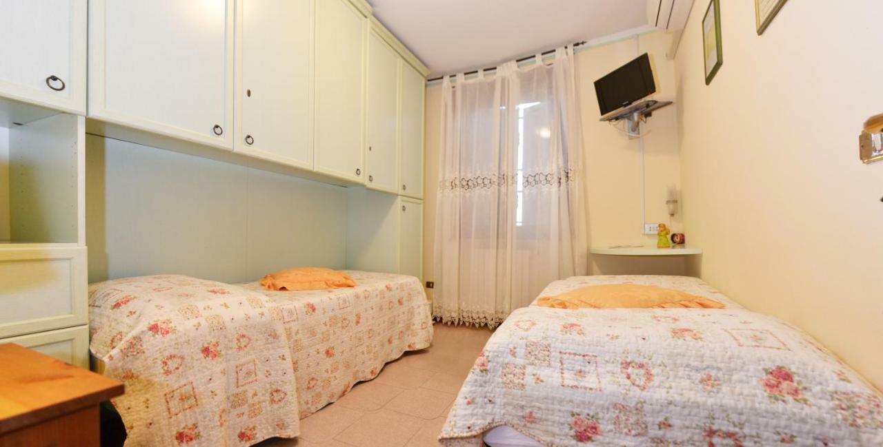 B&B Il Pavone Буссето Экстерьер фото